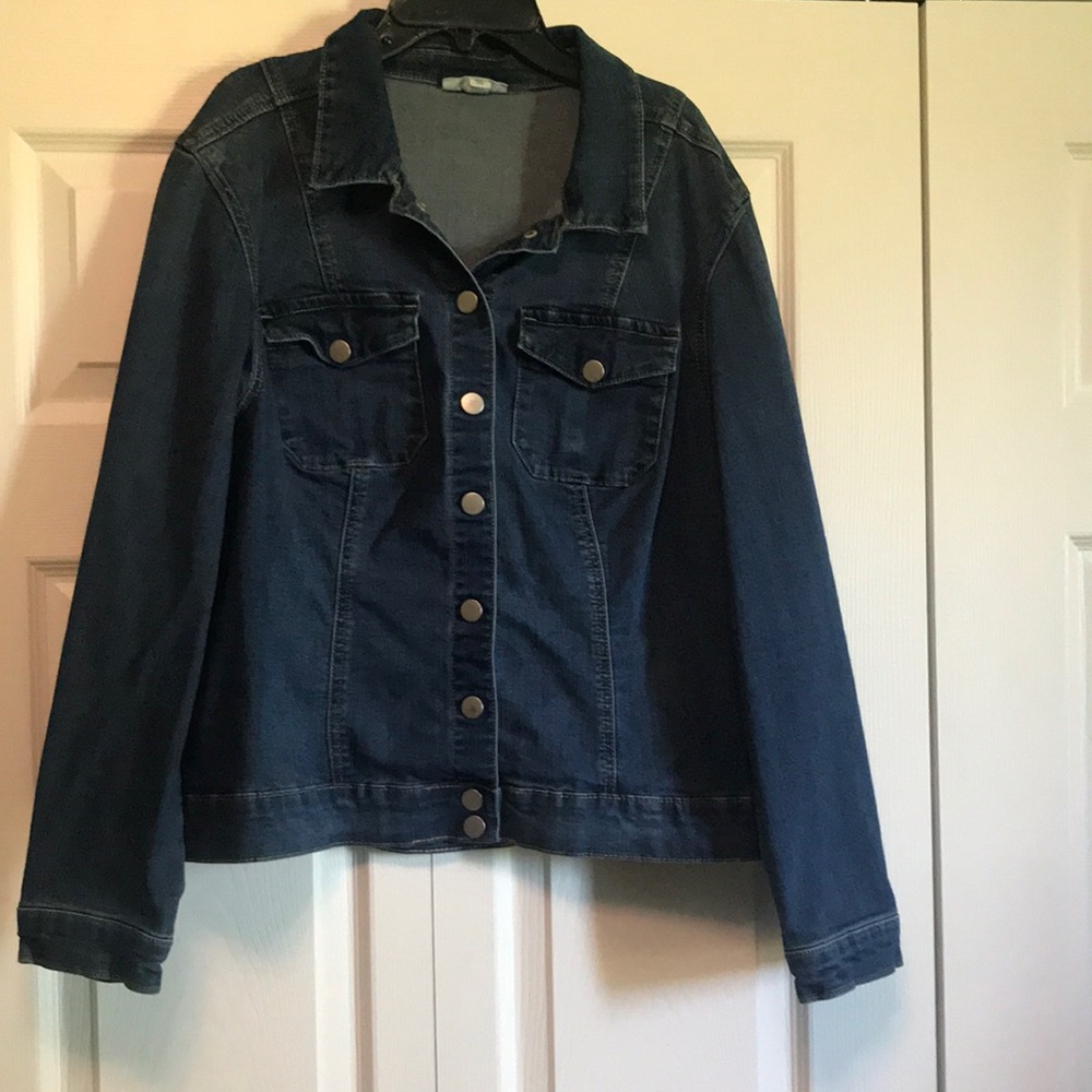 Women’s denim jacket